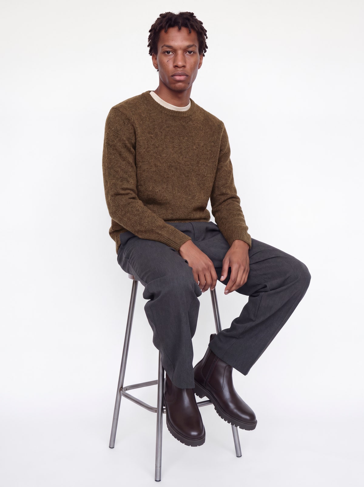 Ανδρικό πλεκτό πουλόβερ Simon καφέ – JACK & JONES